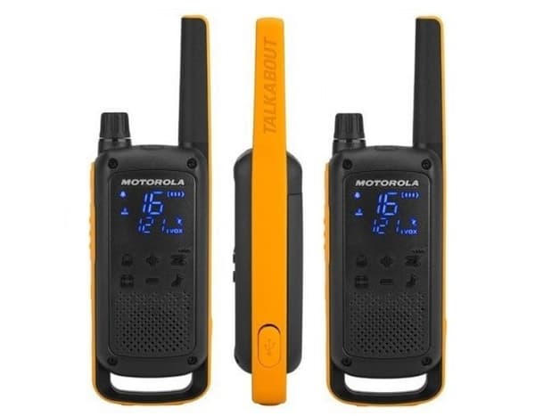 Motorola T82 Extreme Walkie Talkie - 10 Pack